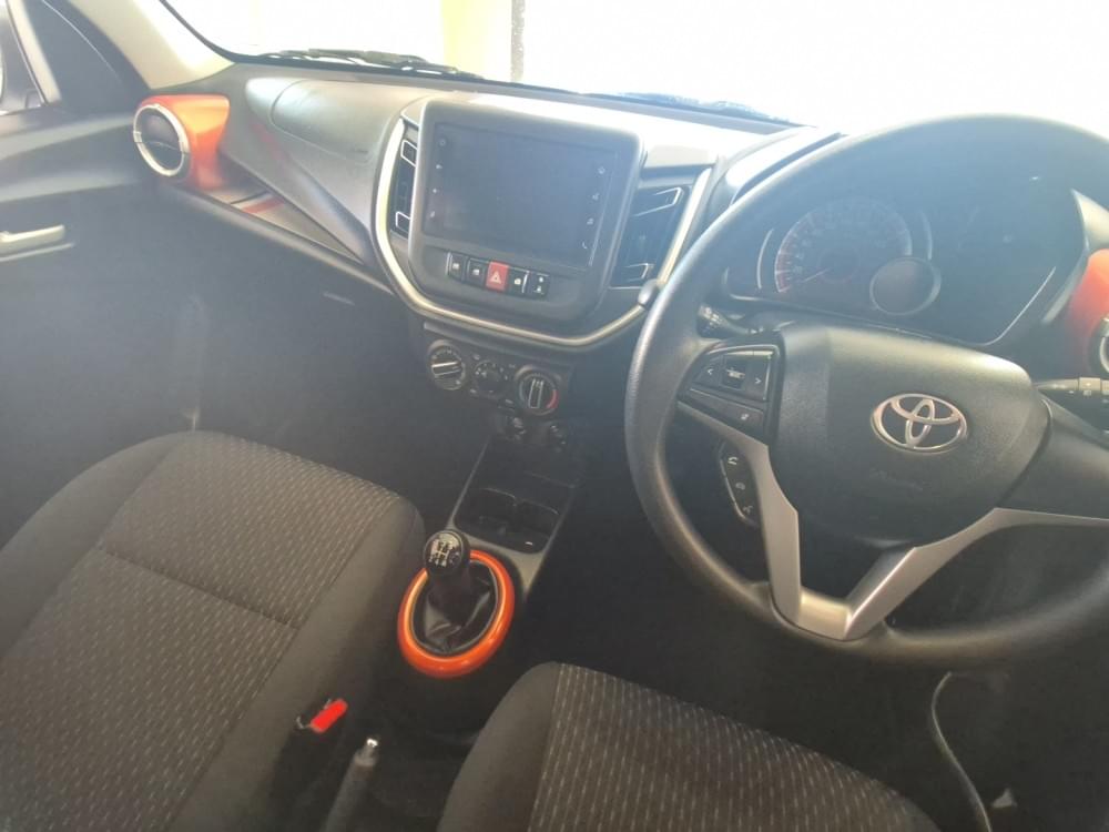 Toyota Vitz 1.0 Xr X-Cite