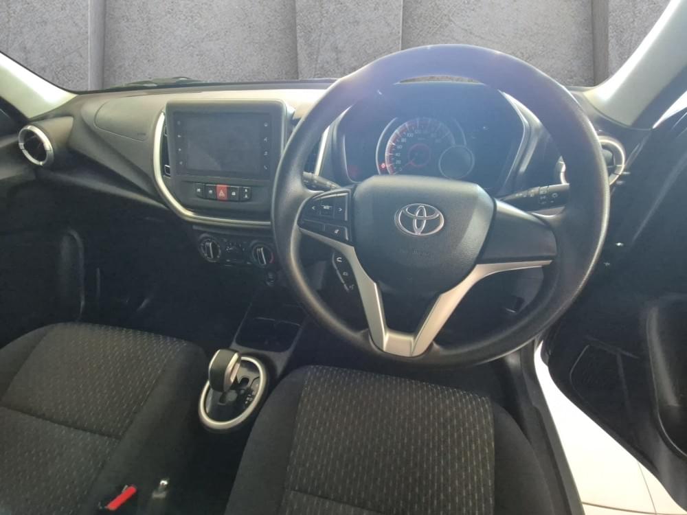 Toyota Vitz 1.0 Xr Amt