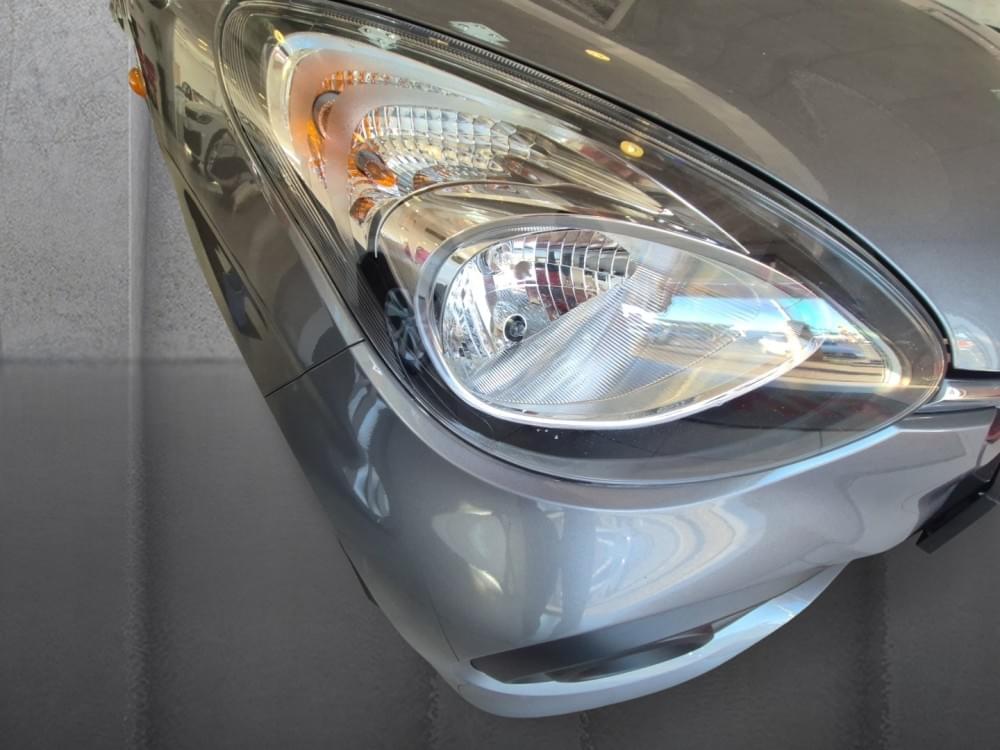 Toyota Vitz 1.0 Xr Amt