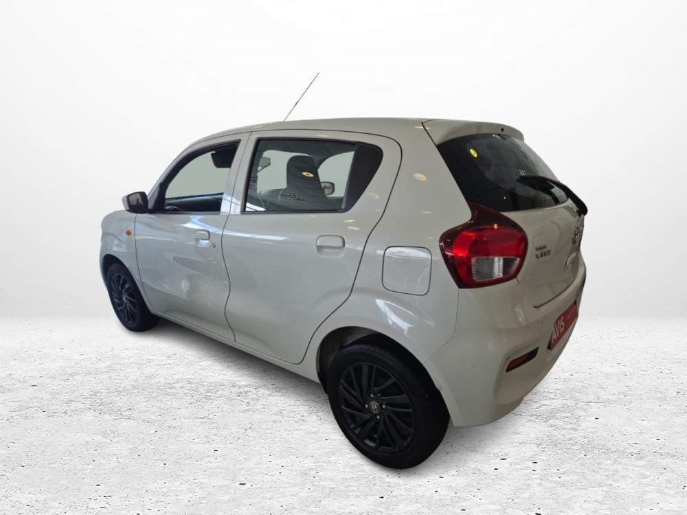 Toyota Vitz 1.0 Xr Amt