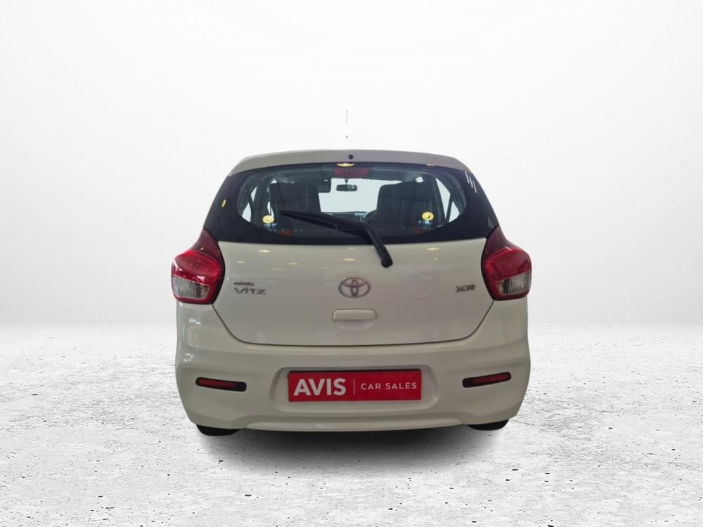 Toyota Vitz 1.0 Xr Amt