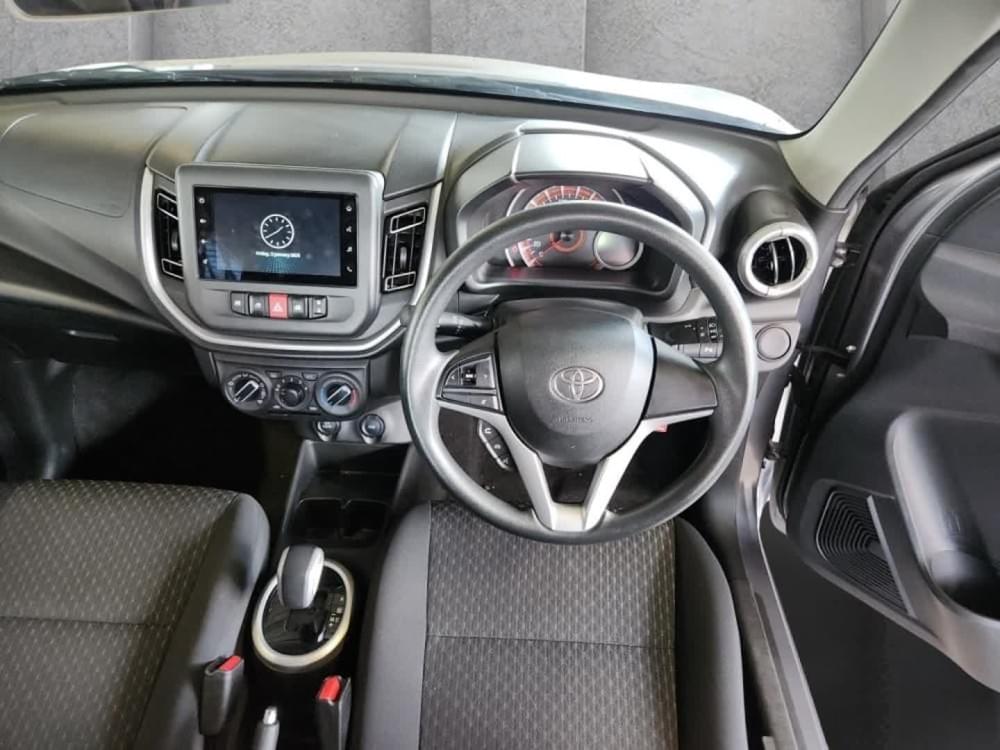 Toyota Vitz 1.0 Xr Amt