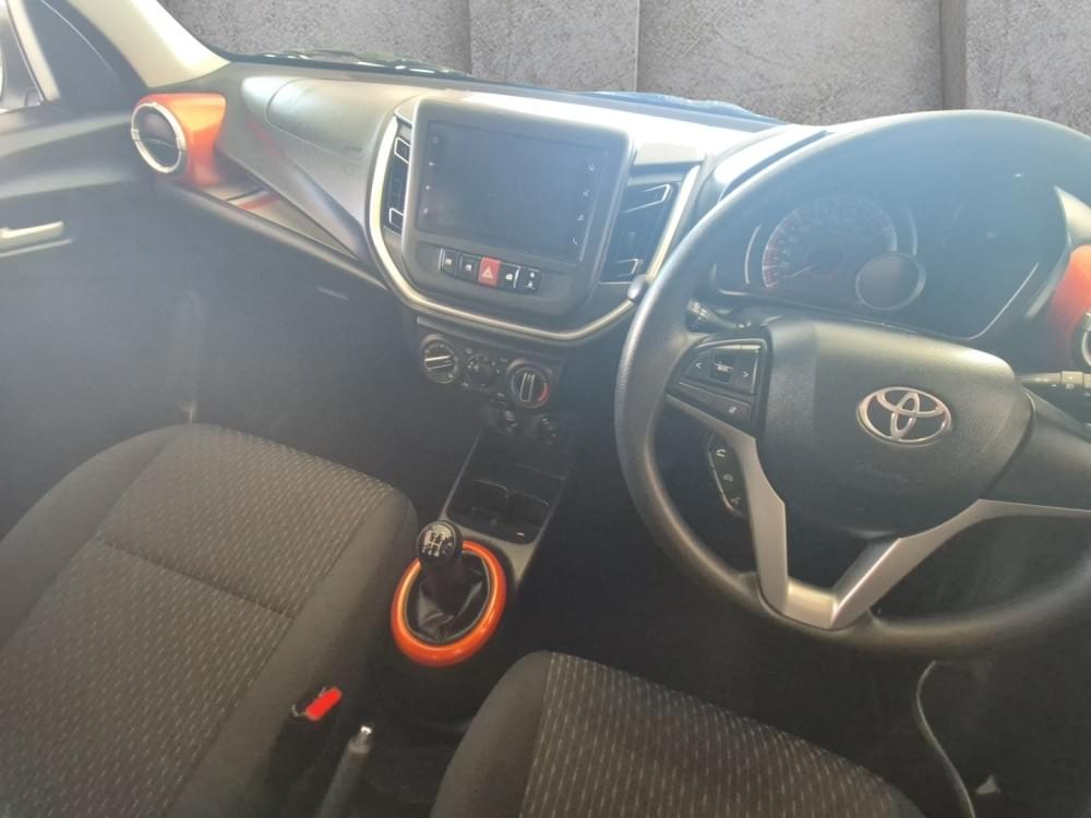 Toyota Vitz 1.0 Xr X-Cite