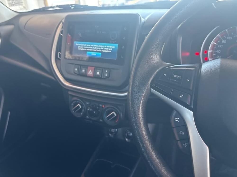 Toyota Vitz 1.0 Xr Amt