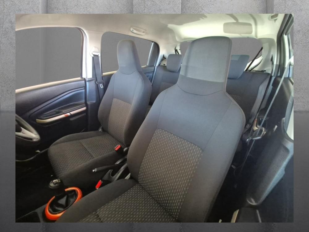 Toyota Vitz 1.0 Xr X-Cite