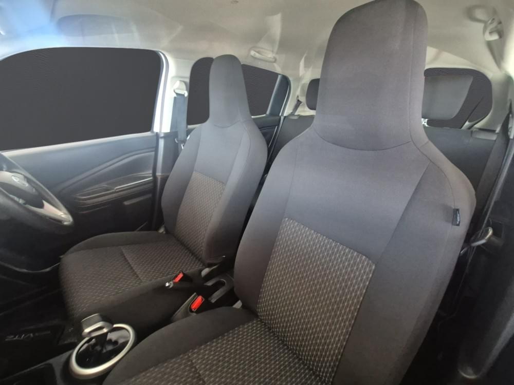 Toyota Vitz 1.0 Xr Amt