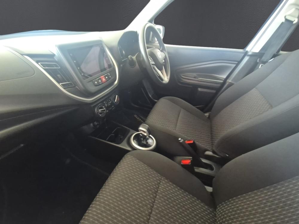 Toyota Vitz 1.0 Xr Amt