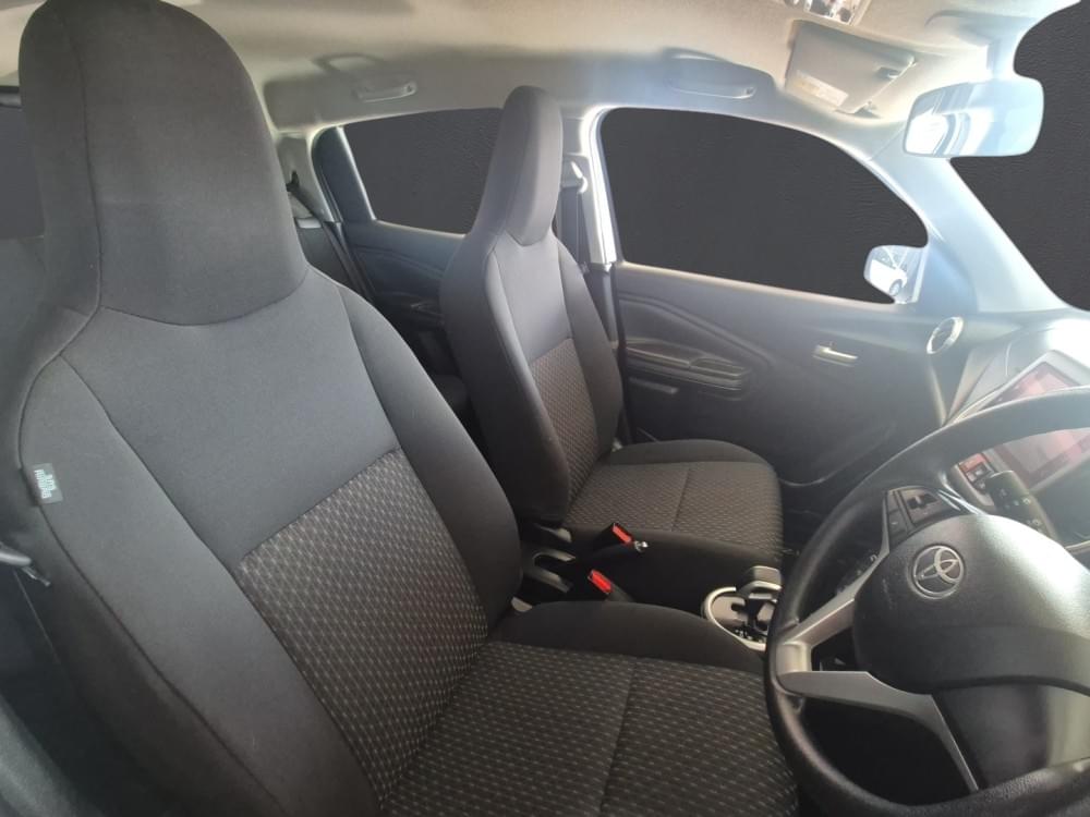 Toyota Vitz 1.0 Xr Amt