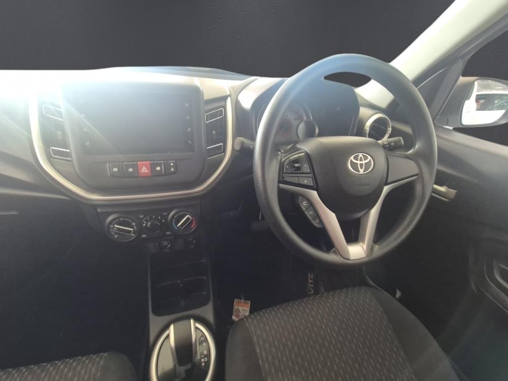 Toyota Vitz 1.0 Xr Amt