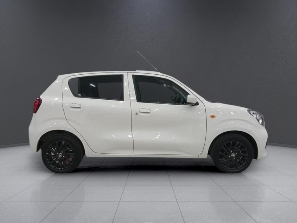 Toyota Vitz 1.0 Xr Amt