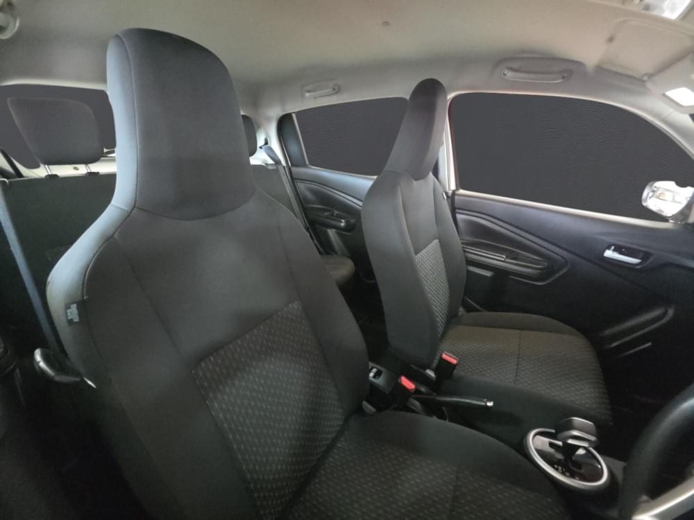 Toyota Vitz 1.0 Xr Amt