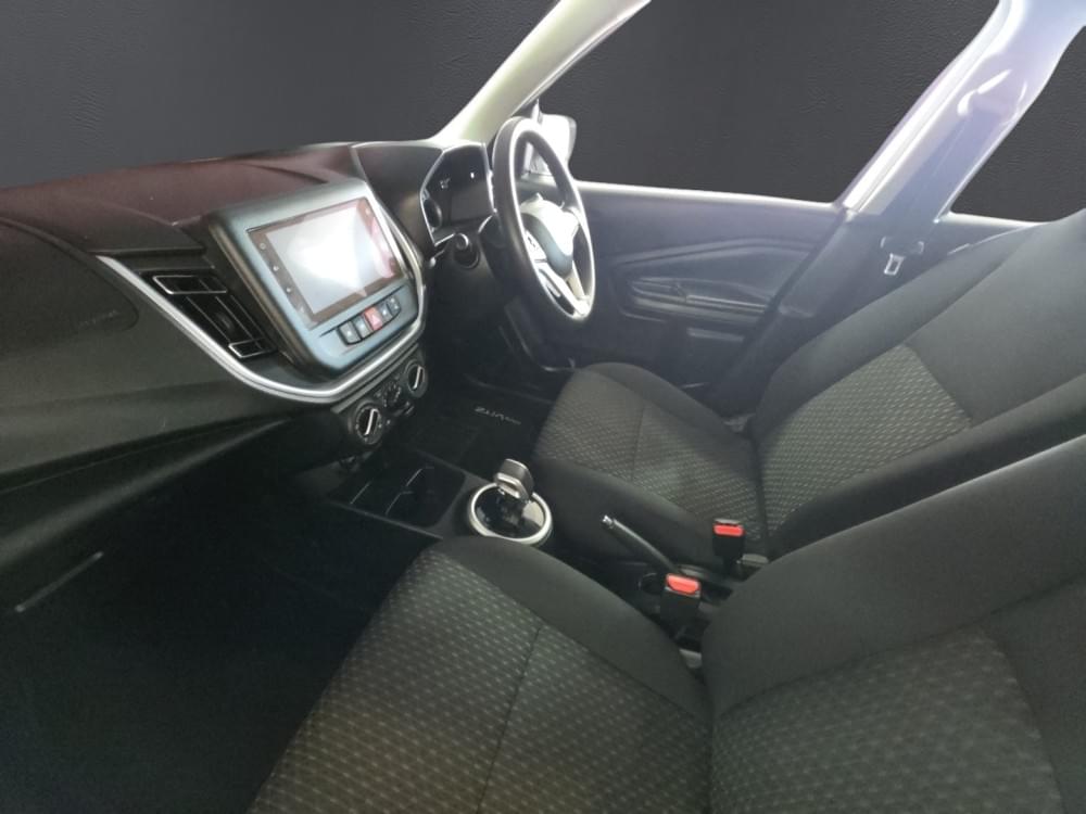 Toyota Vitz 1.0 Xr Amt