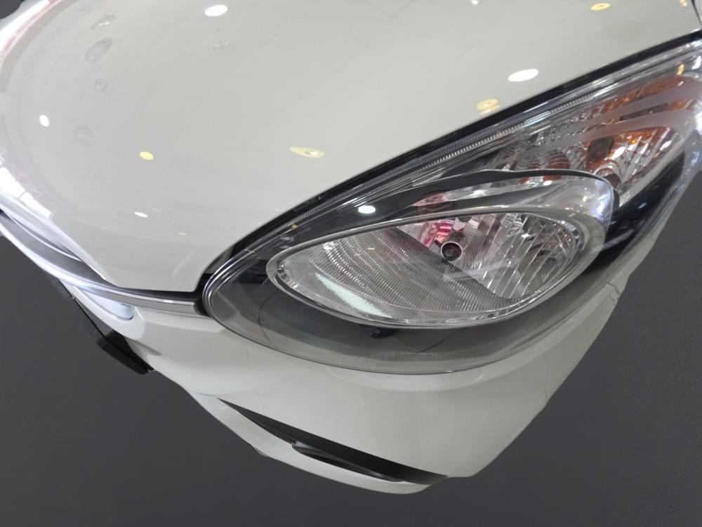 Toyota Vitz 1.0 Xr Amt
