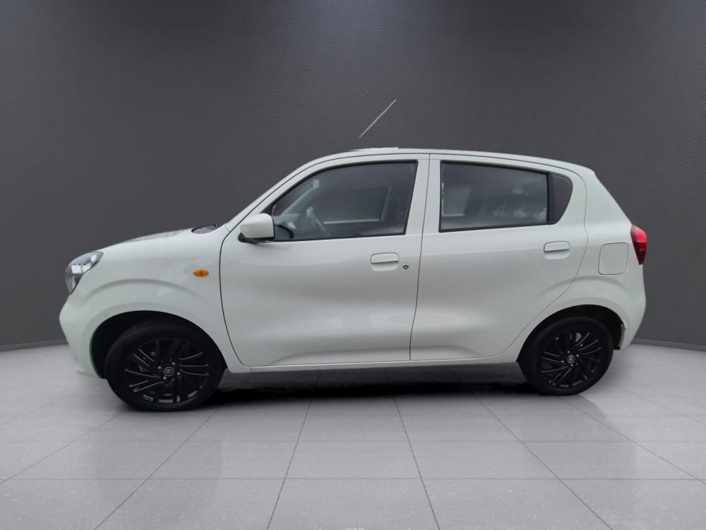 Toyota Vitz 1.0 Xr Amt