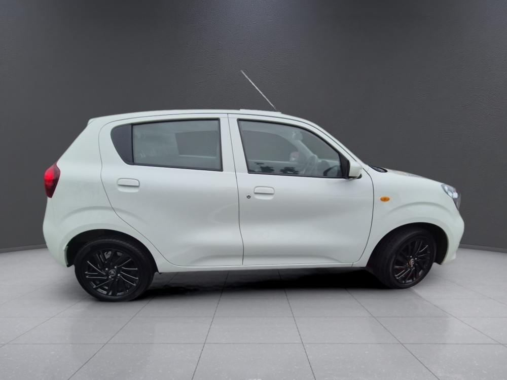 Toyota Vitz 1.0 Xr Amt