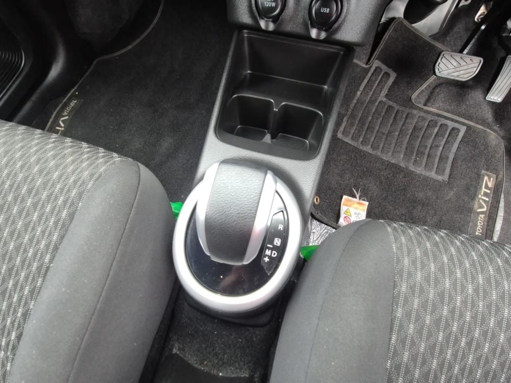 Toyota Vitz 1.0 Xr Amt