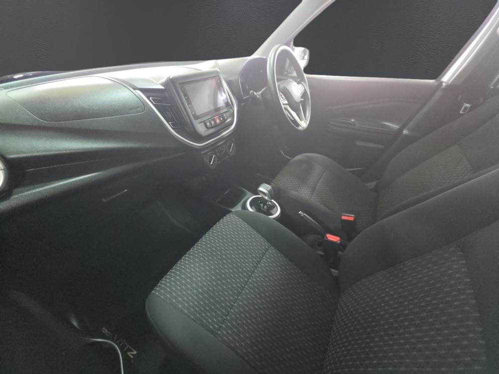 Toyota Vitz 1.0 Xr Amt