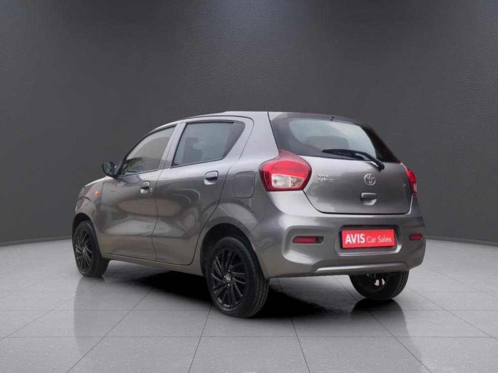 Toyota Vitz 1.0 Xr Mt