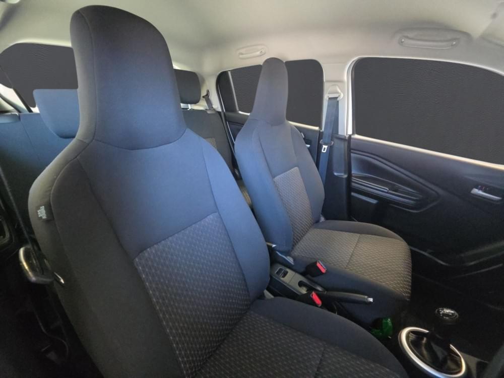 Toyota Vitz 1.0 Xr Mt