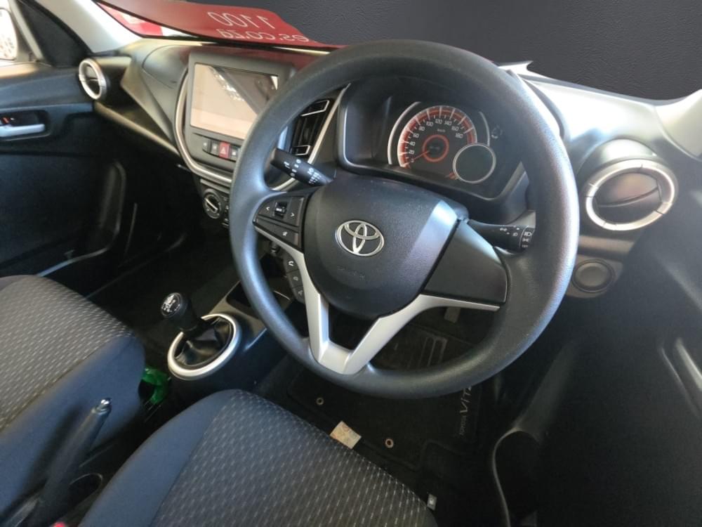 Toyota Vitz 1.0 Xr Mt