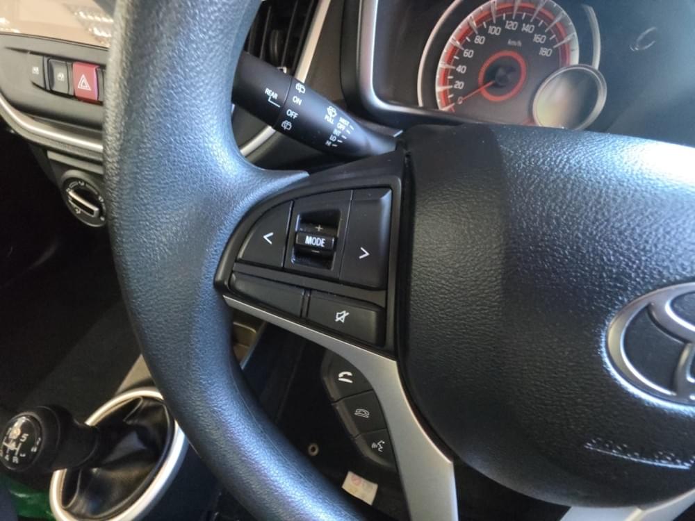 Toyota Vitz 1.0 Xr Mt