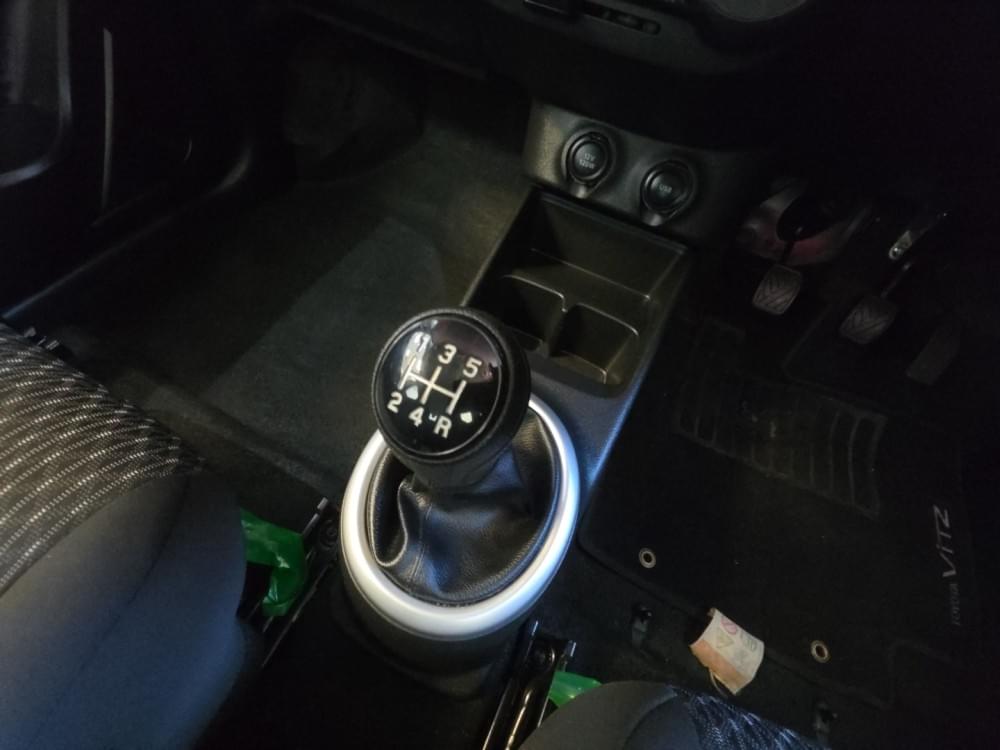 Toyota Vitz 1.0 Xr Mt