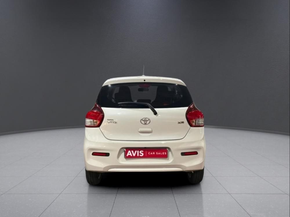 Toyota Vitz 1.0 Xr Amt