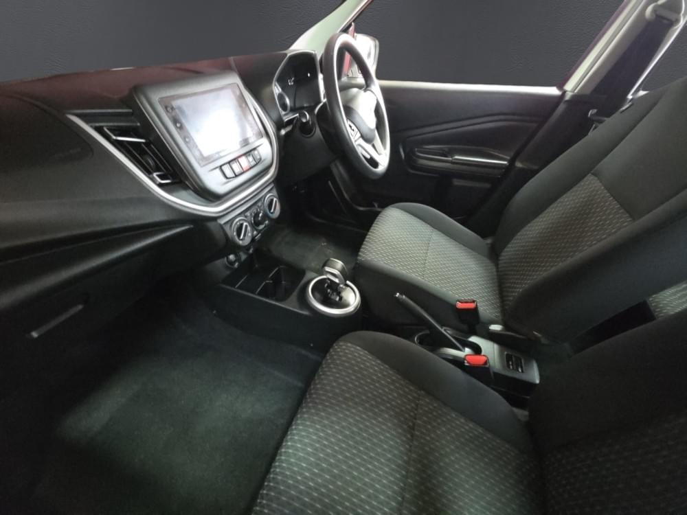 Toyota Vitz 1.0 Xr Amt