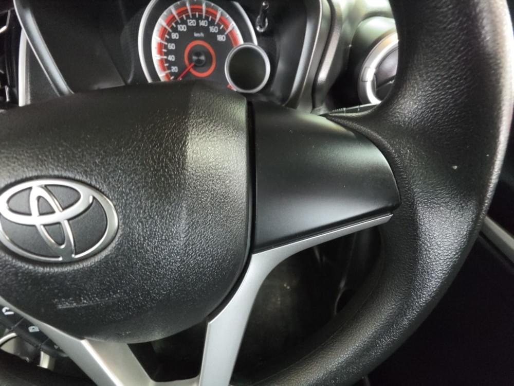 Toyota Vitz 1.0 Xr Amt