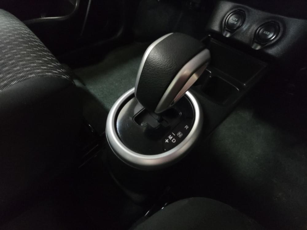 Toyota Vitz 1.0 Xr Amt