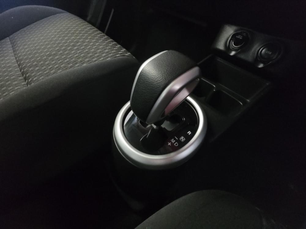 Toyota Vitz 1.0 Xr Amt
