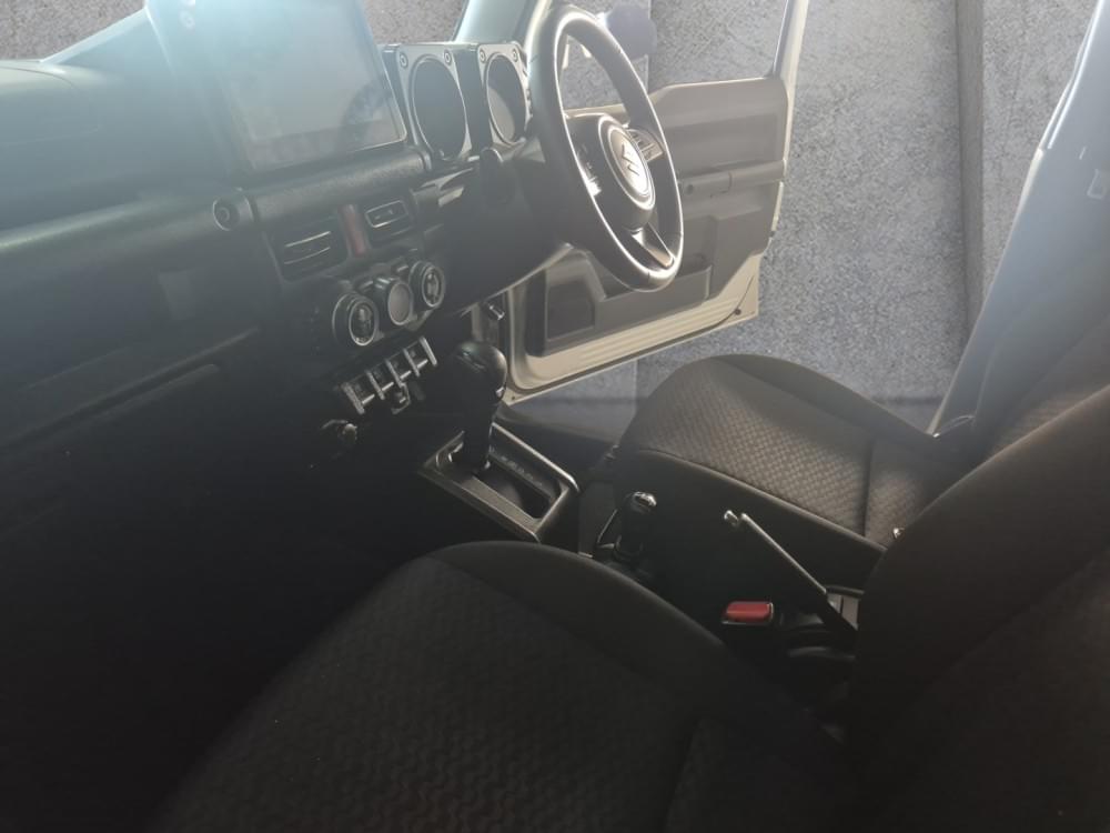 Suzuki Jimny 1.5 Glx At