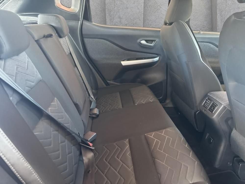 Nissan Magnite 1.0 Acenta Plus Cvt Oled