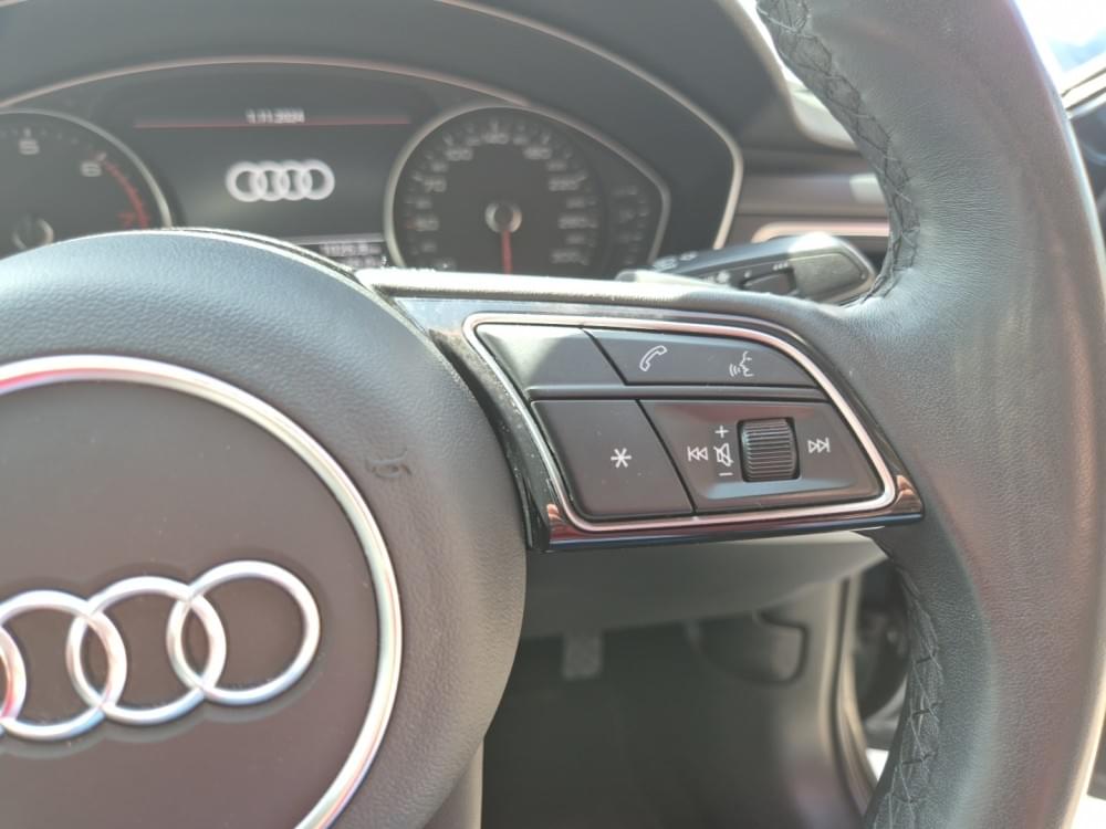 Audi A4 Sedan 35 Tfsi S Tronic