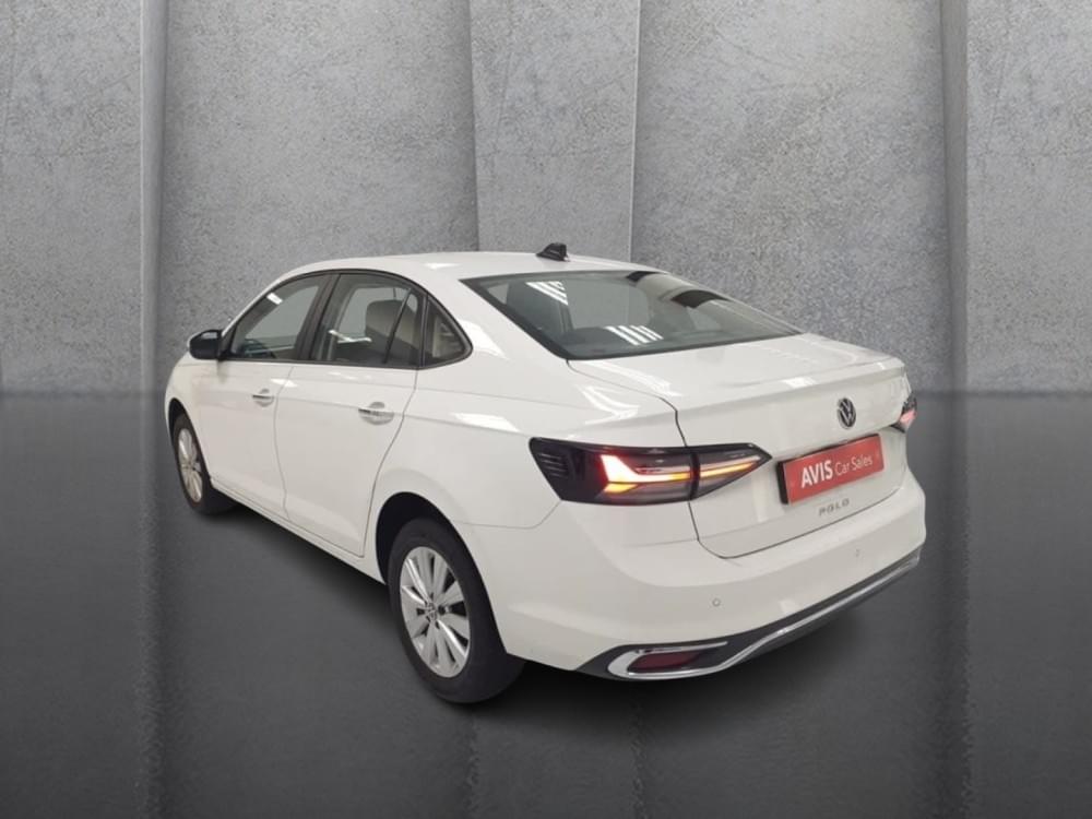 Volkswagen Polo Sedan 1.6 Life Tiptronic
