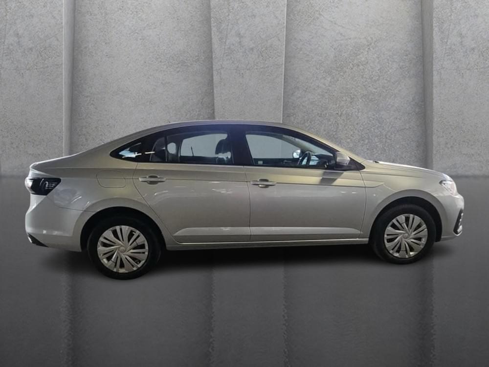 Volkswagen Polo Sedan 1.6 Base