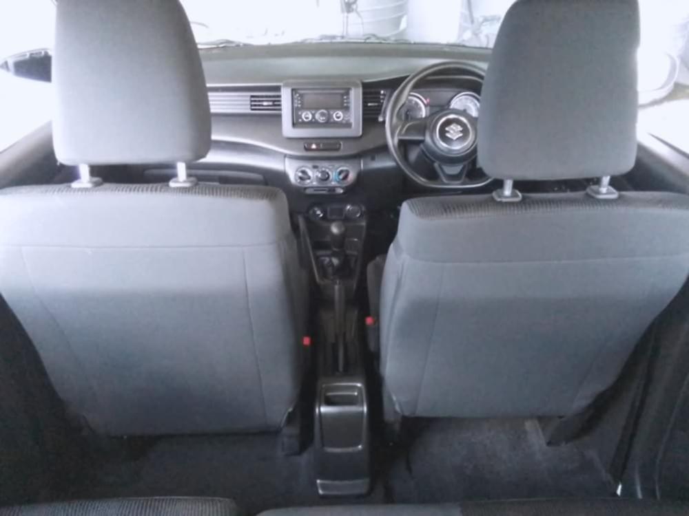 Volkswagen Polo Sedan 1.6 Base