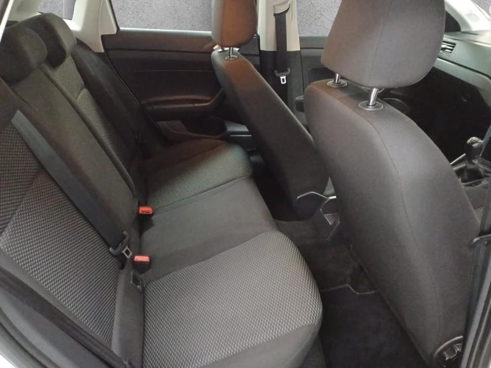 Volkswagen Polo Sedan 1.6 Tiptronic