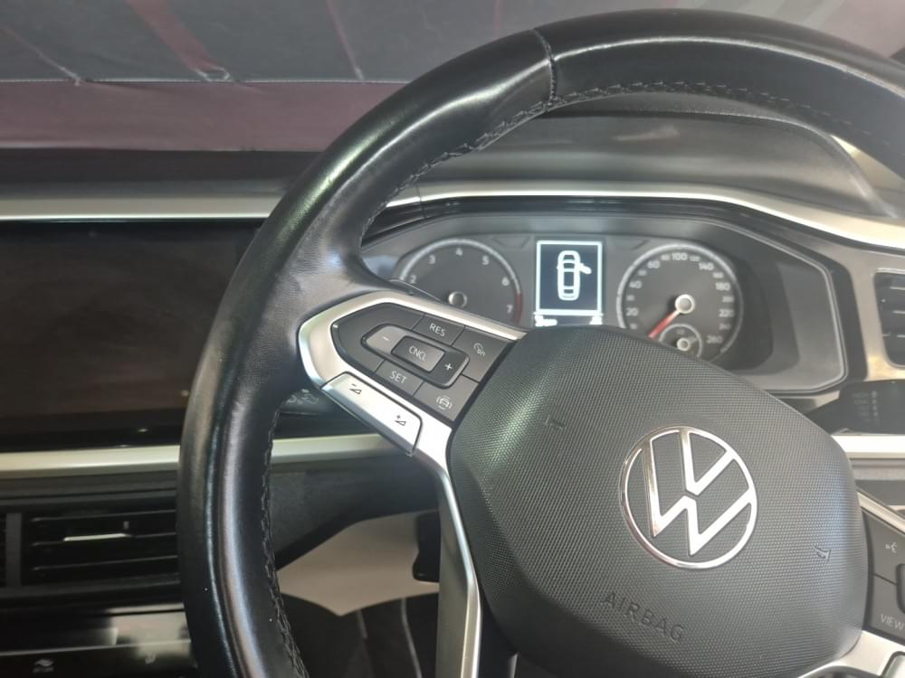 Volkswagen Polo Sedan 1.6 Tiptronic