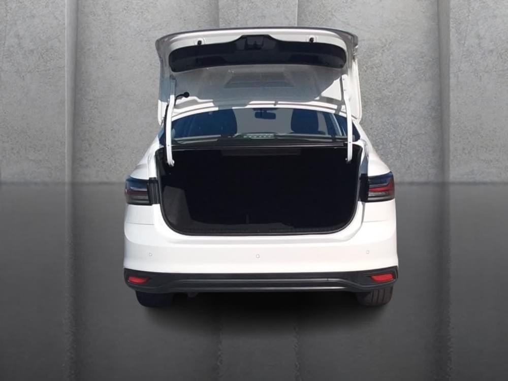 Volkswagen Polo Sedan 1.6 Tiptronic