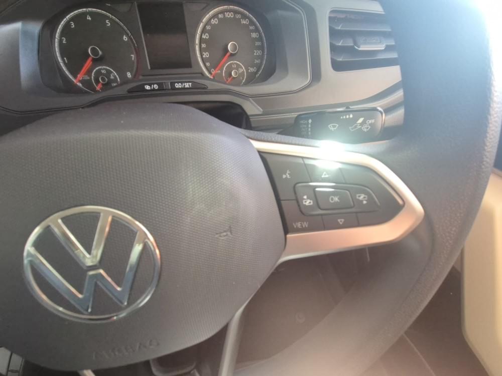 Volkswagen Polo Sedan 1.6 Tiptronic