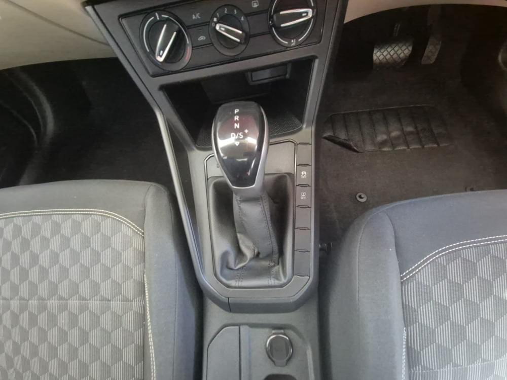 Volkswagen Polo Sedan 1.6 Tiptronic