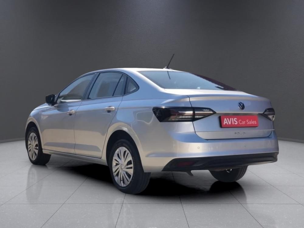Volkswagen Polo Sedan 1.6 Base