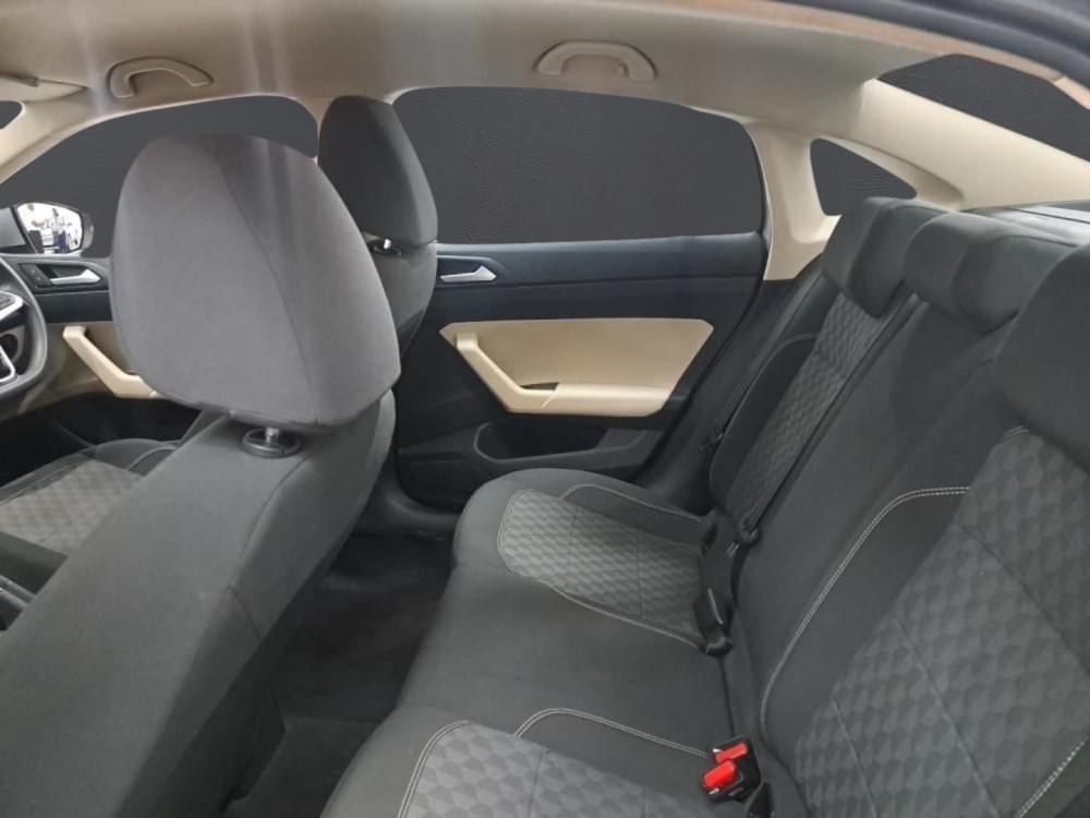 Volkswagen Polo Sedan 1.6 Base