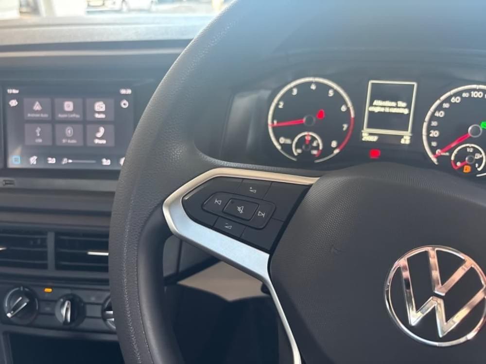 Volkswagen Polo Sedan 1.6 Tiptronic