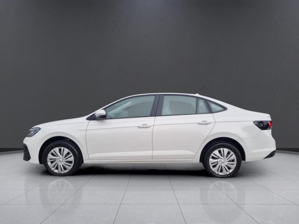 Volkswagen Polo Sedan 1.6 Base