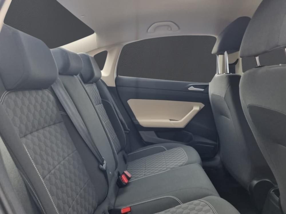 Volkswagen Polo Sedan 1.6 Base