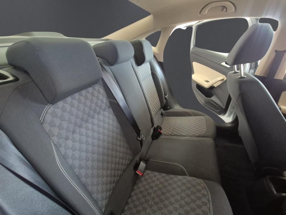 Volkswagen Polo Sedan 1.6 Tiptronic