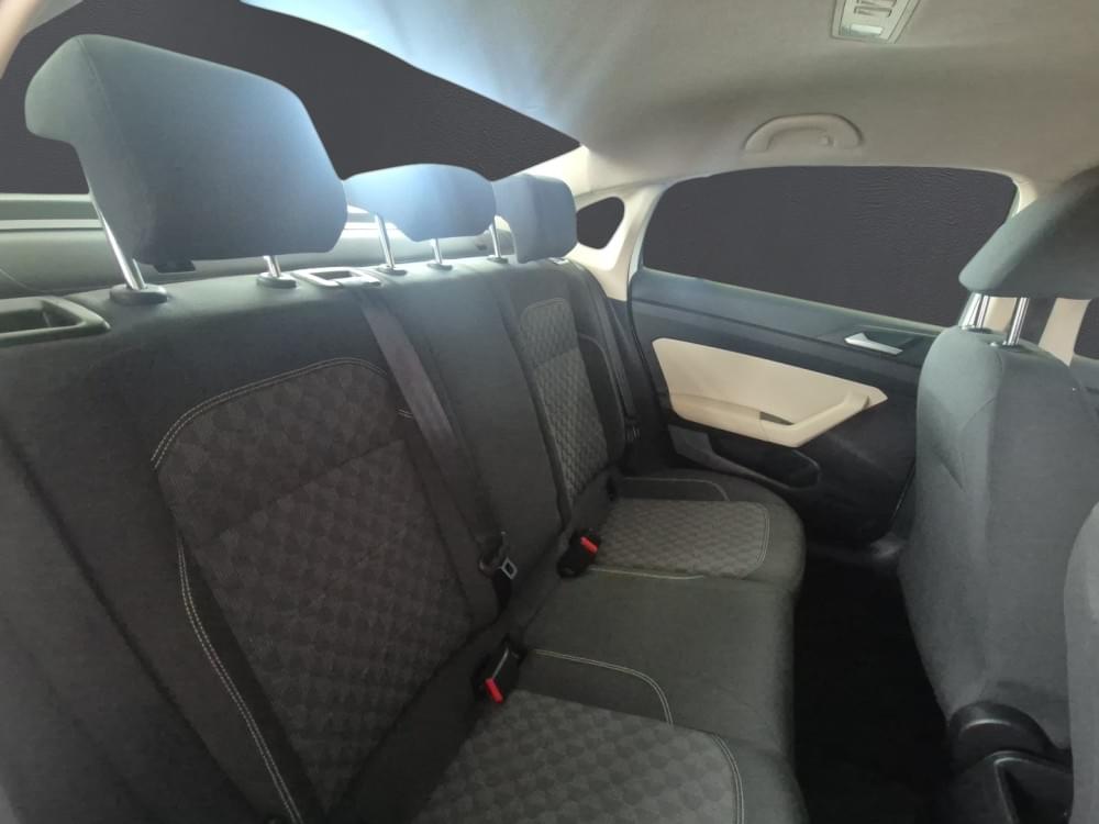 Volkswagen Polo Sedan 1.6 Base