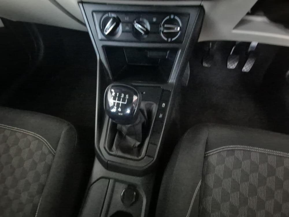 Volkswagen Polo Sedan 1.6 Base